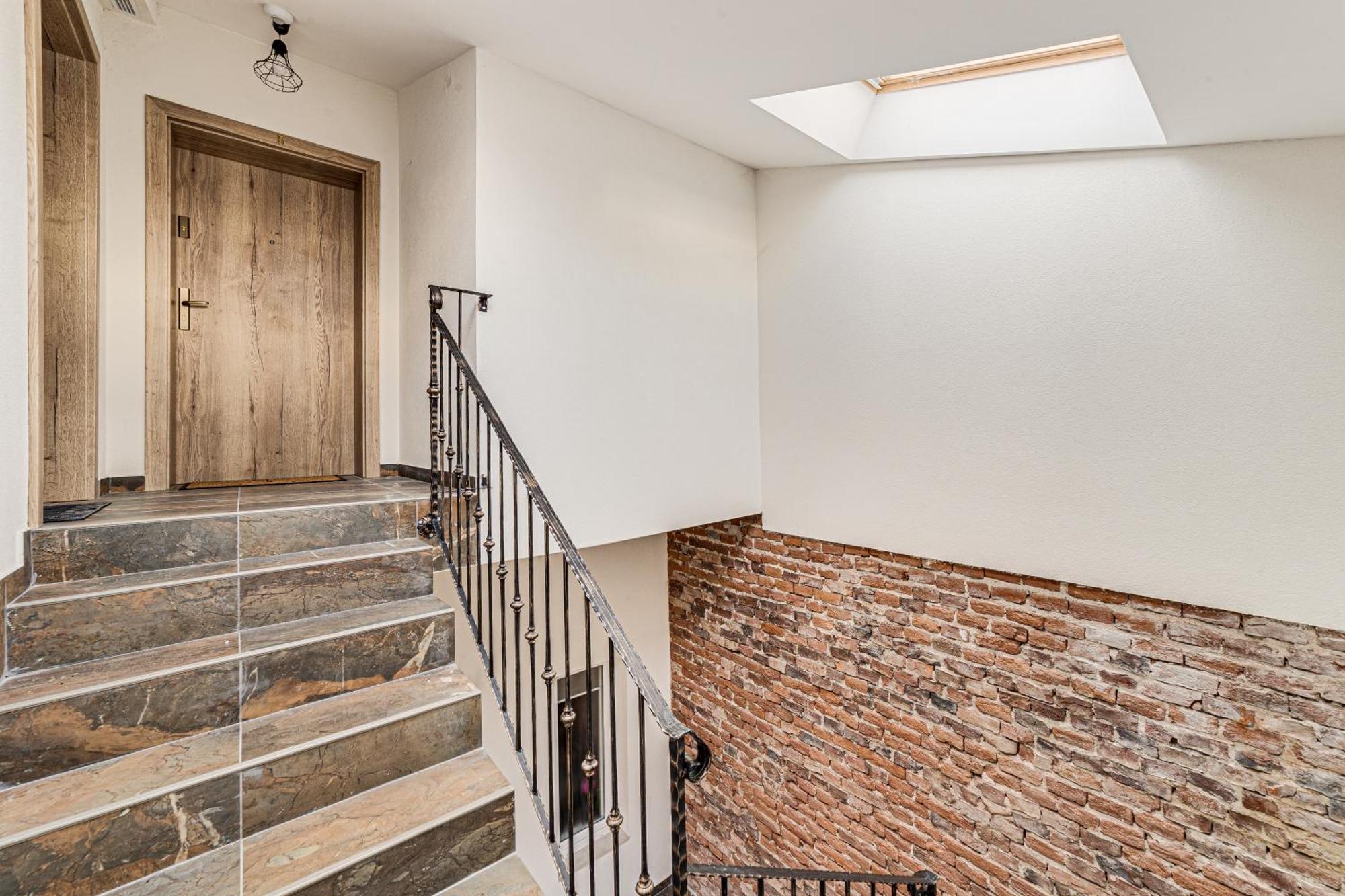 Ari Central Grand Apartments - Luxurious Stay Arad Luaran gambar