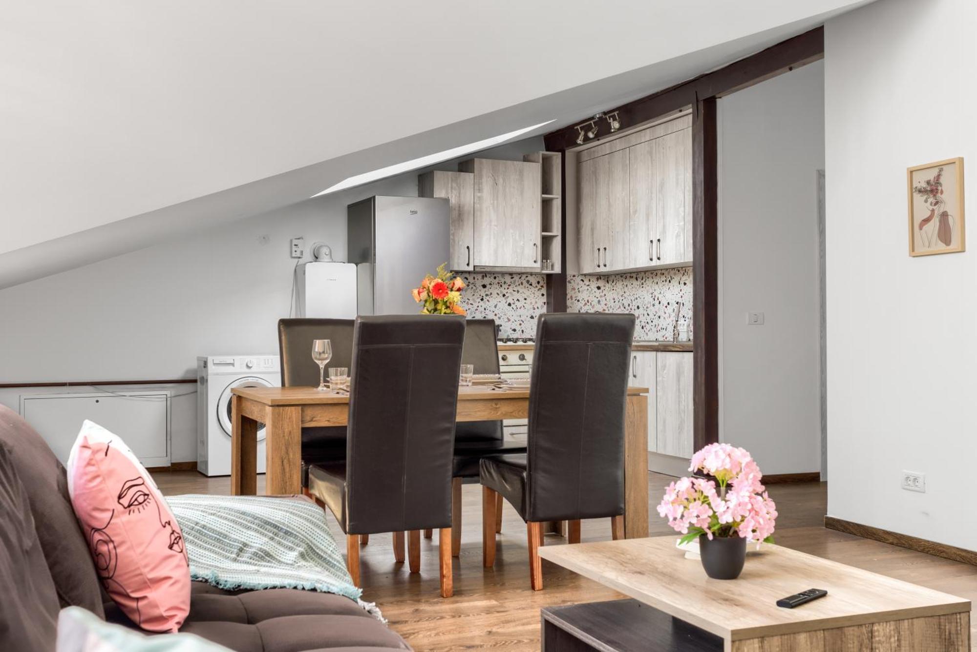Ari Central Grand Apartments - Luxurious Stay Arad Luaran gambar