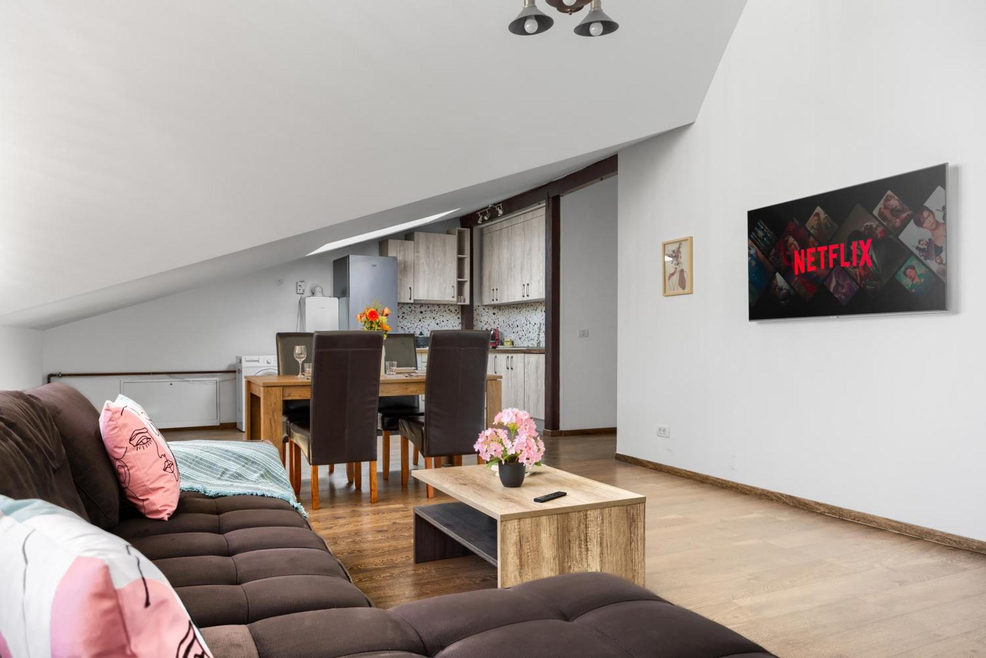 Ari Central Grand Apartments - Luxurious Stay Arad Luaran gambar