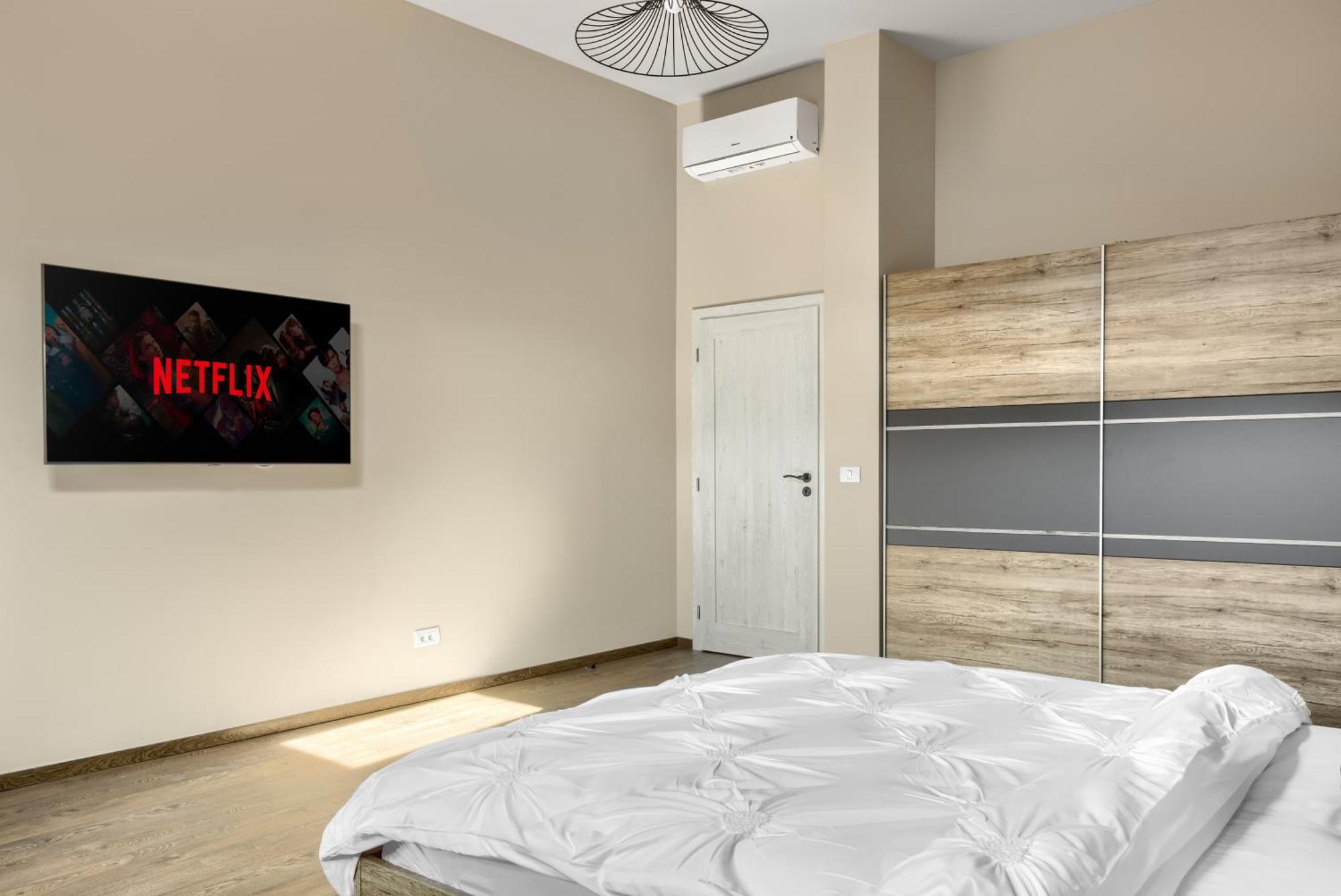 Ari Central Grand Apartments - Luxurious Stay Arad Luaran gambar